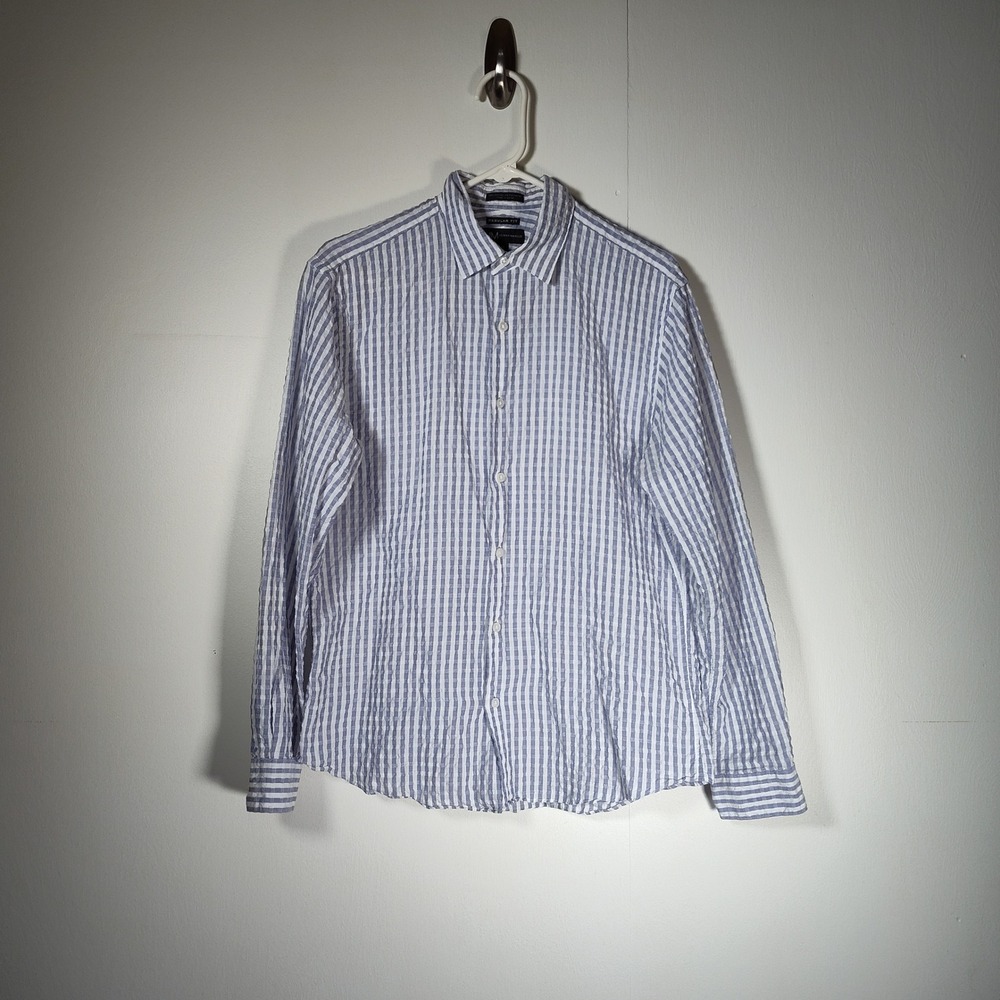 Neiman Marcus Mens Blue White Striped Seersucker Button Down Shirt Regular Fit M